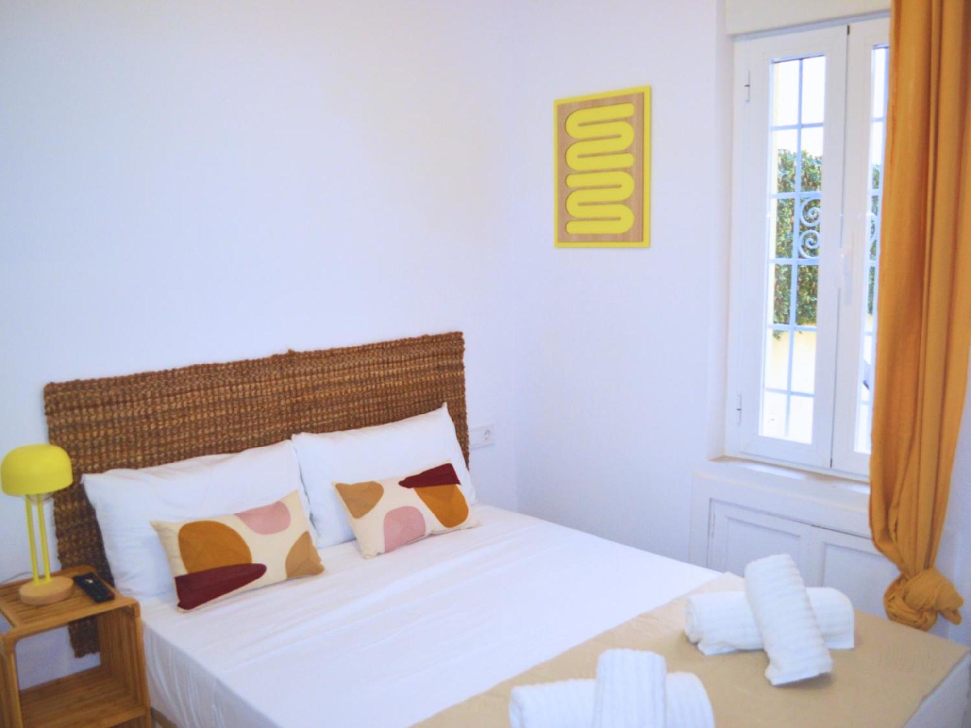 Carolinas Suites By Coqueto Alicante Exteriör bild