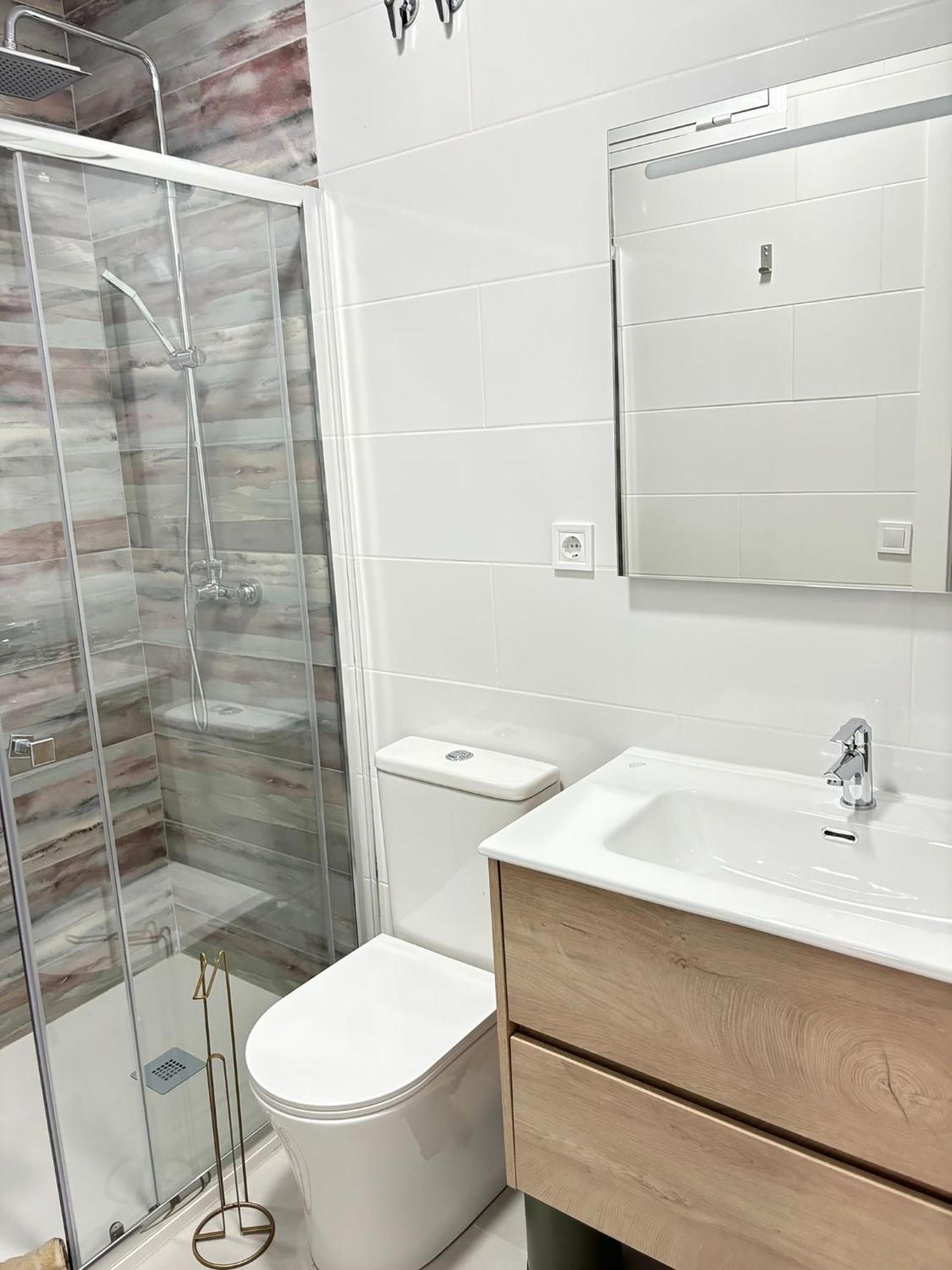 Carolinas Suites By Coqueto Alicante Exteriör bild