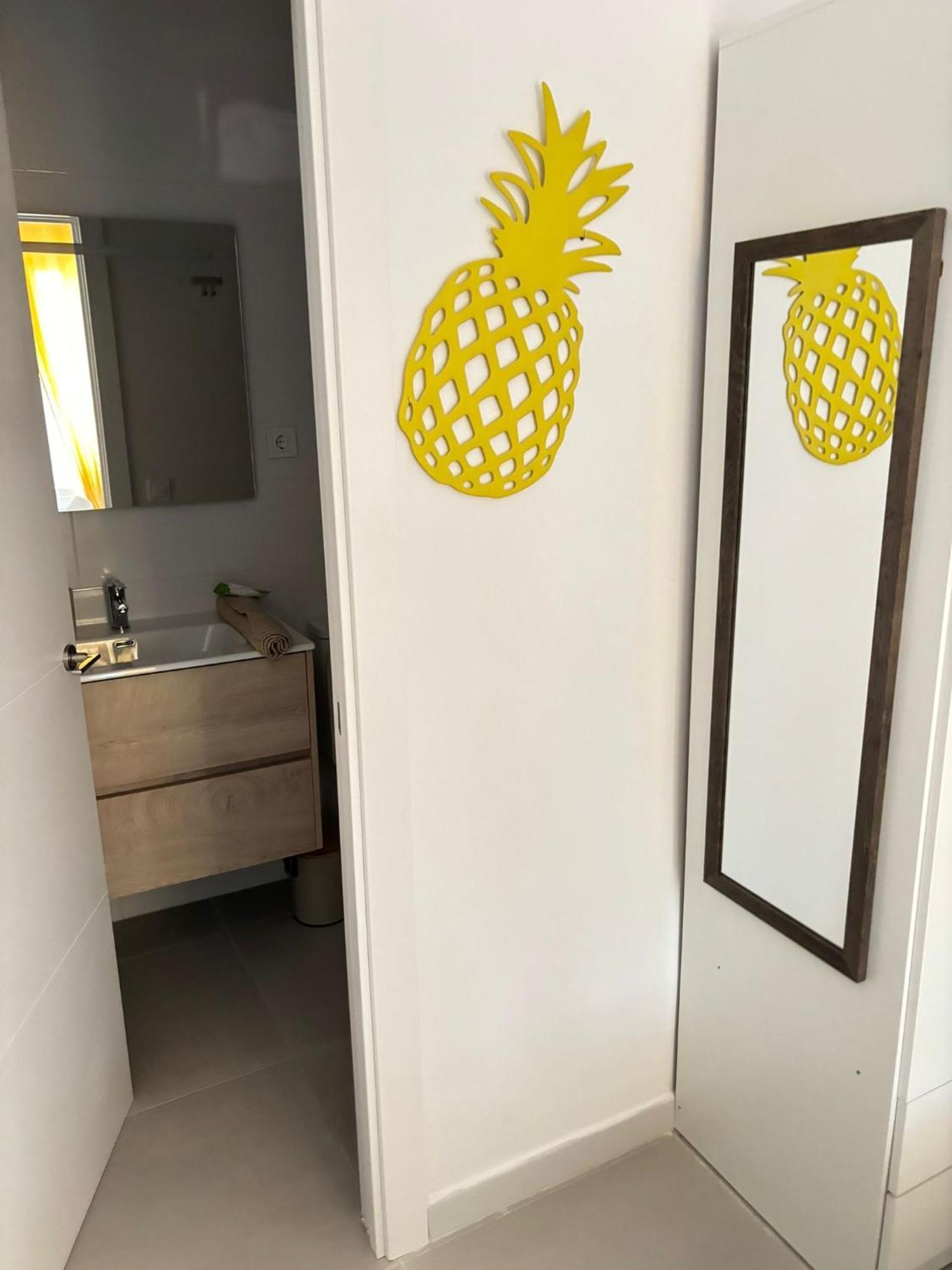 Carolinas Suites By Coqueto Alicante Exteriör bild